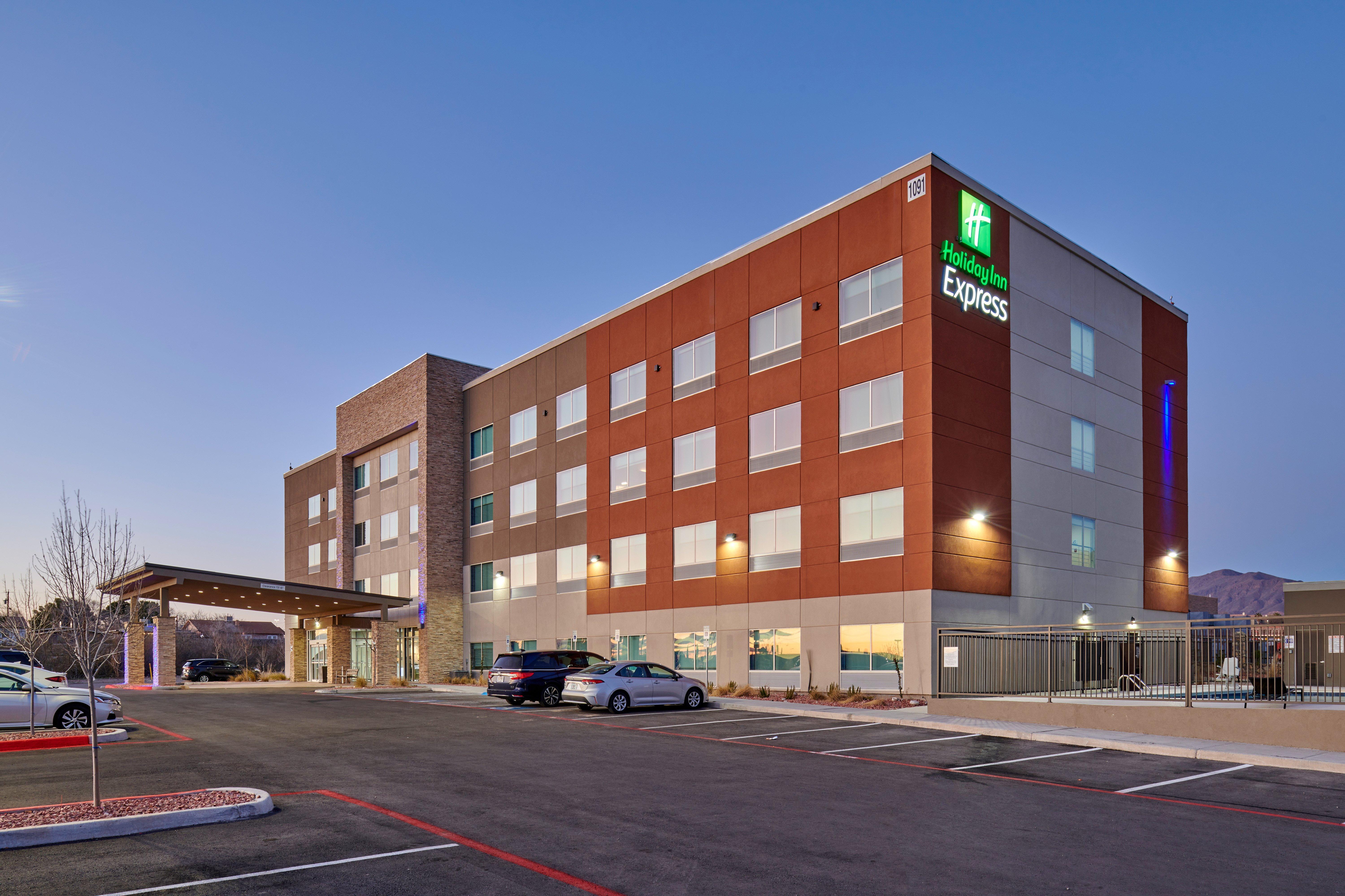 Holiday Inn Express - El Paso - Sunland Park Area By Ihg Bagian luar foto